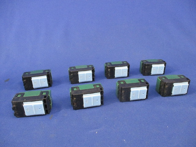 埋込スイッチB(片切・表示なし)(8個入) WT5001