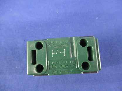 埋込スイッチB(片切・表示なし)(8個入) WT5001