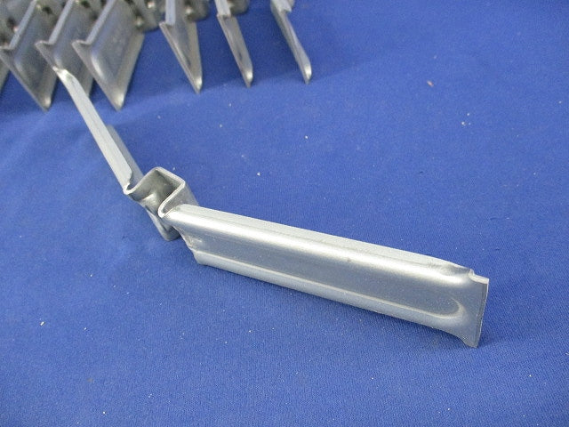 吊りボルト支持金具(8個入) HBQLDW3