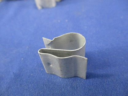 耐熱ケーブル・空気管支持金具(40個入) HK-23