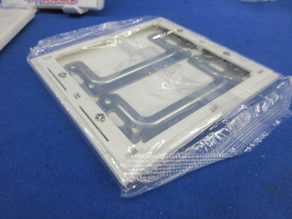 2連ブランクプレート(2個入)ピュアホワイト QWD-00