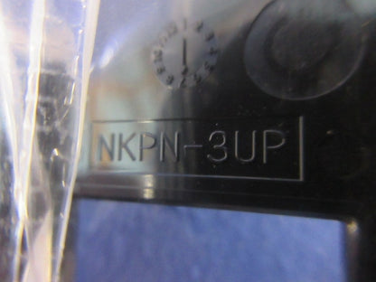 機器用3口プレート(4個入) NKPN-3UP