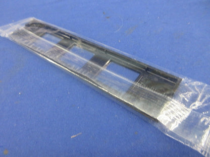 機器用3口プレート(4個入) NKPN-3UP