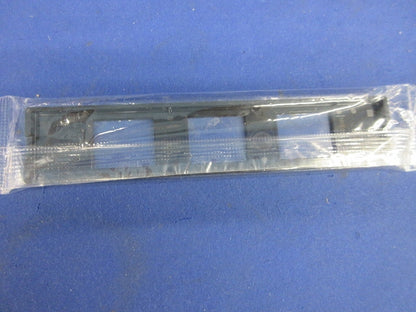 機器用3口プレート(4個入) NKPN-3UP