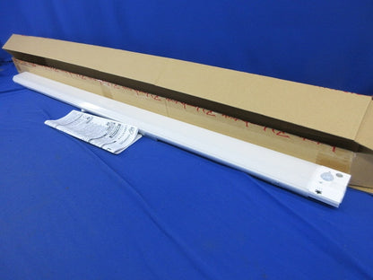 LEDベースライト用ライトバー(40形・昼白色・6900lmタイプ) LXU190F-69N40SMLS