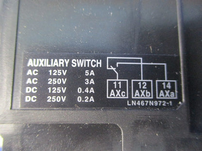 ノーヒューズブレーカ 3P30A(アラームスイッチ付) NF63-SV