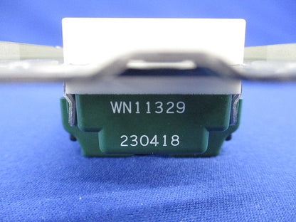 フルカラー埋込アースターミナル付接地ダブルコンセント WN11329