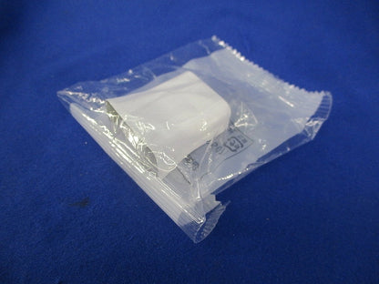 メタルエフモール付属品ブッシングA型(8個入)ホワイト MFMB12