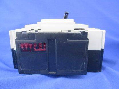 ノーヒューズブレーカ 2P30A(アラームスイッチ付) NF63-SV