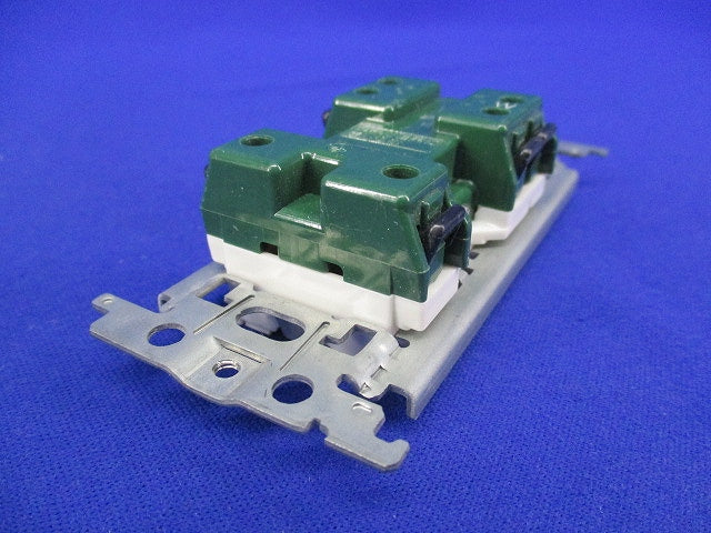 埋込扉付アースターミナル付接地ダブルコンセント(4個入)(汚れ有) WTF11523WK