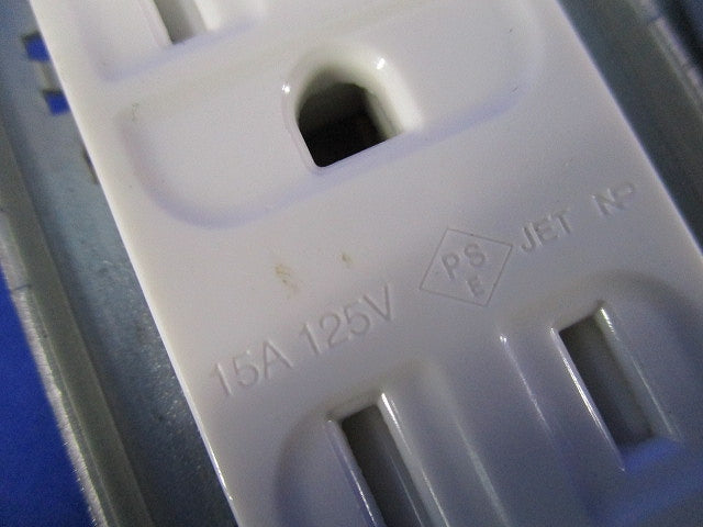 埋込扉付アースターミナル付接地ダブルコンセント(4個入)(汚れ有) WTF11523WK