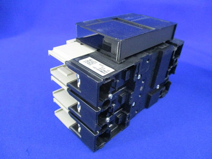 ノーヒューズスイッチ3P50A DSN63-SV