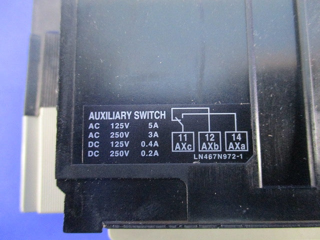 ノーヒューズスイッチ3P50A DSN63-SV