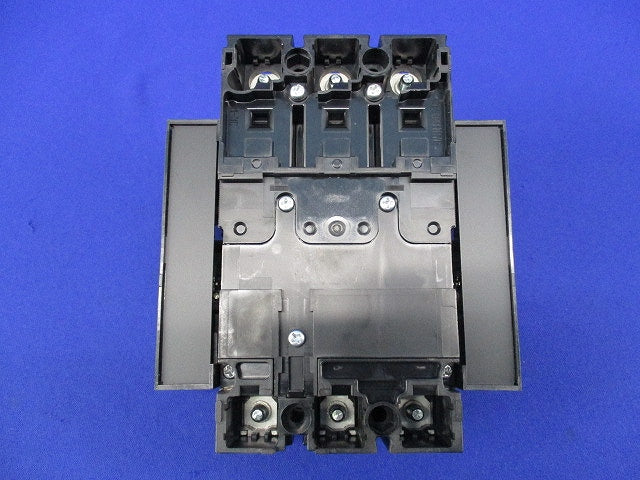 ノーヒューズブレーカ 3P15A　 NF63-SV