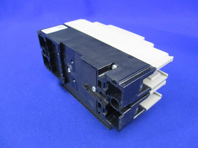 ノーヒューズブレーカ2P15A(アラームスイッチ付) NF32-SV