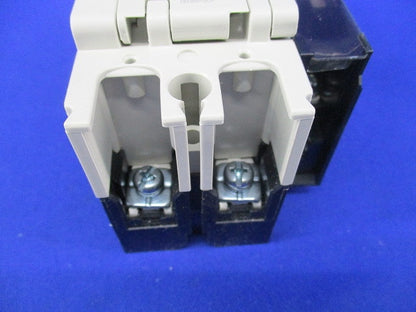 ノーヒューズブレーカ2P15A(アラームスイッチ付) NF32-SV