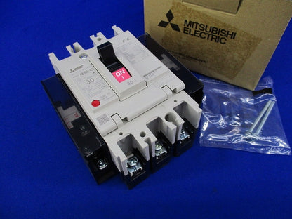 ノーヒューズブレーカ3P30A NF63-CV