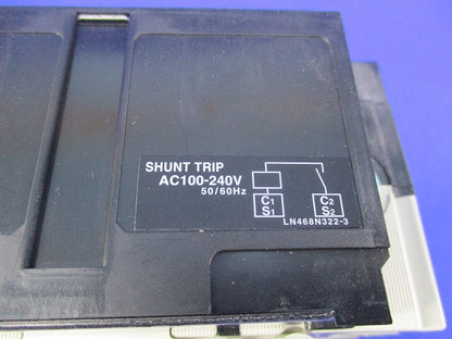 ノーヒューズブレーカ3P10A(アラームスイッチ付) NF32-SV