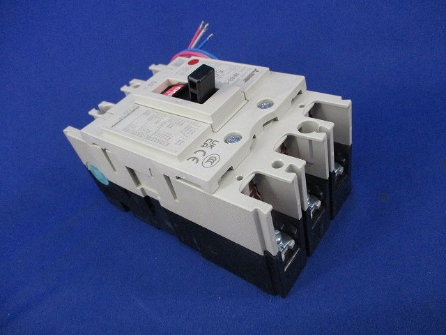 ノーヒューズブレーカ 3P50A NF63-SV