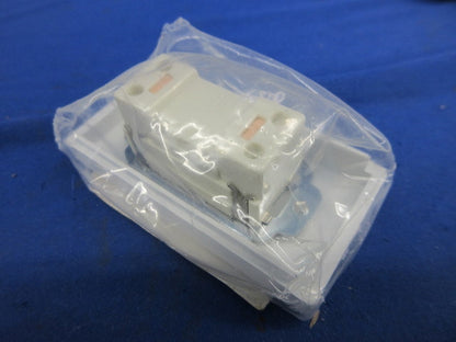 ダクトコンセント1号 1個用平行 DCH-112