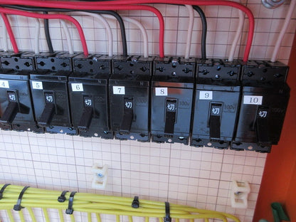 仮設用分電盤(ジャンク品) 型番混在