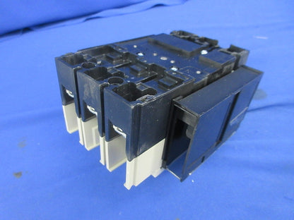 ノーヒューズブレーカ3P50A NF63-CV