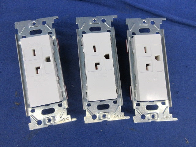 埋込高容量接地コンセント(3個入)ピュアホワイト JEC-BN-LIG