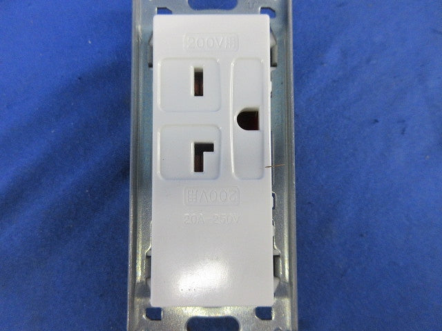 埋込高容量接地コンセント(3個入)ピュアホワイト JEC-BN-LIG