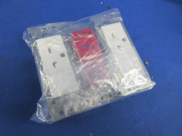 埋込高容量接地コンセント(3個入)ピュアホワイト JEC-BN-LIG