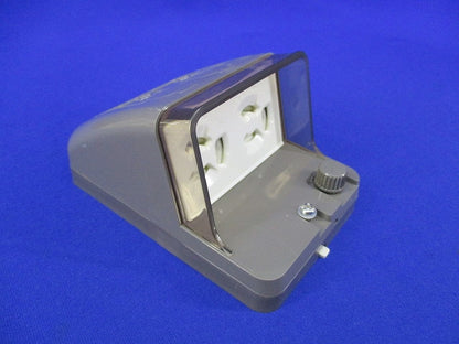 フル接地防水ダブルコンセント WK4105AK