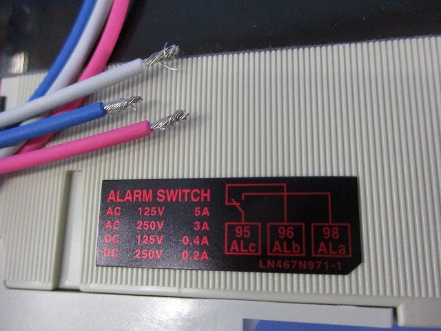 ノーヒューズブレーカ3P250A NF400-CW