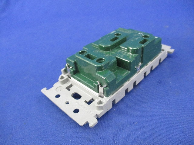 埋込アースターミナル付接地コンセント(3個入) WTL193249W