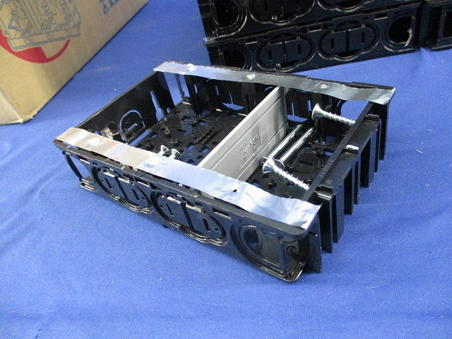 台付スライドボックス3ヶ用・セパレーター付(17個入) SB-3W