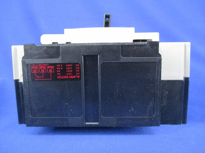 ノーヒューズブレーカ2P30A(アラームスイッチ付) NF32-SV