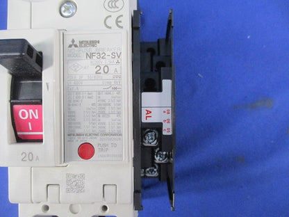 ノーヒューズブレーカ2P20A(アラームスイッチ付) NF32-SV