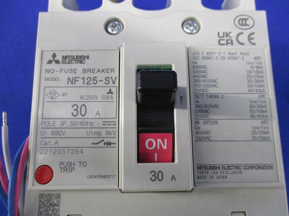 ノーヒューズ遮断器3P30A NF125-SV