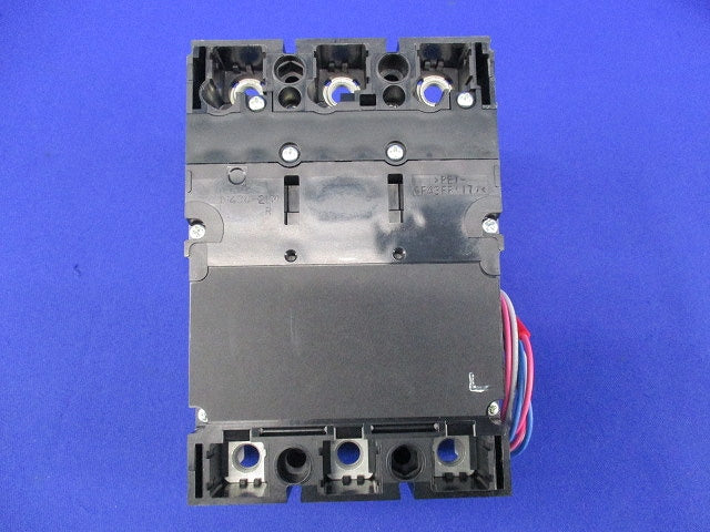ノーヒューズ遮断器3P30A NF125-SV