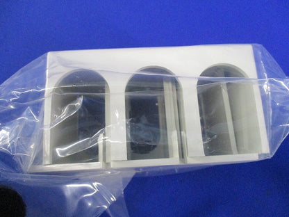 表面端子カバー(2組入)(新品未開封) TMC-4J 3P