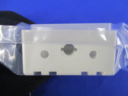 表面形端子カバー(8組入) BTC-1 2P