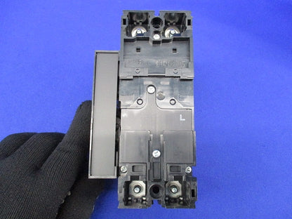 ノーヒューズブレーカ2P30A NF63-CV