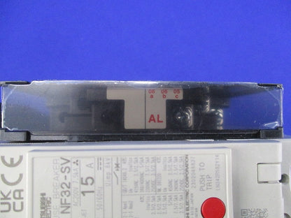 ノーヒューズブレーカ2P15A(アラームスイッチ付) NF32-SV