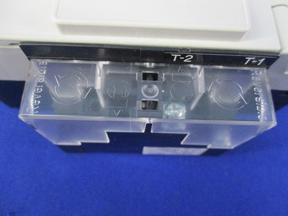 ヒューズフリー遮断器3P50A SXK60-C