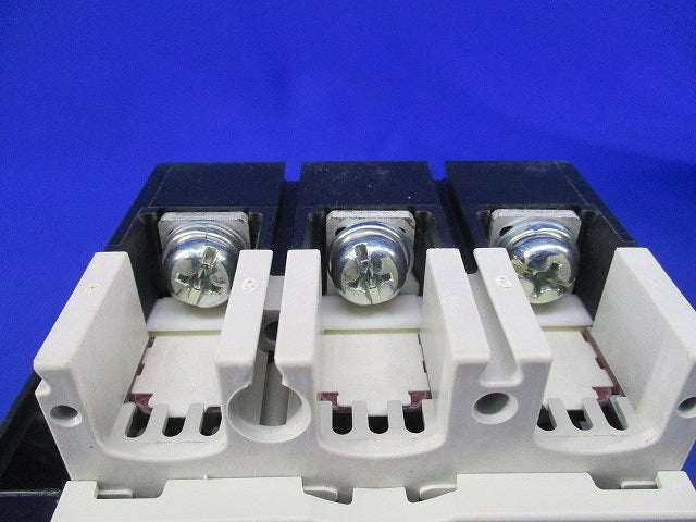 ノーヒューズ遮断器3P40A NF125-SV