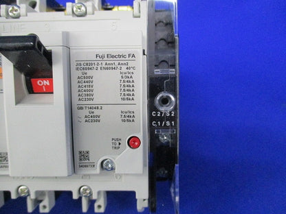 オートブレーカ3P30A BW50SAG