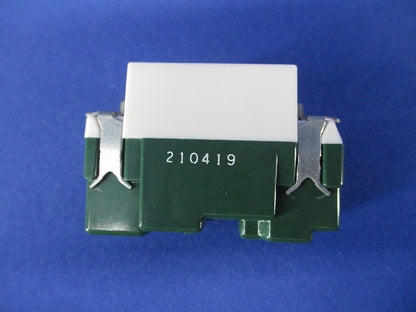 埋込抜け止め接地コンセント(10個入) WN1161