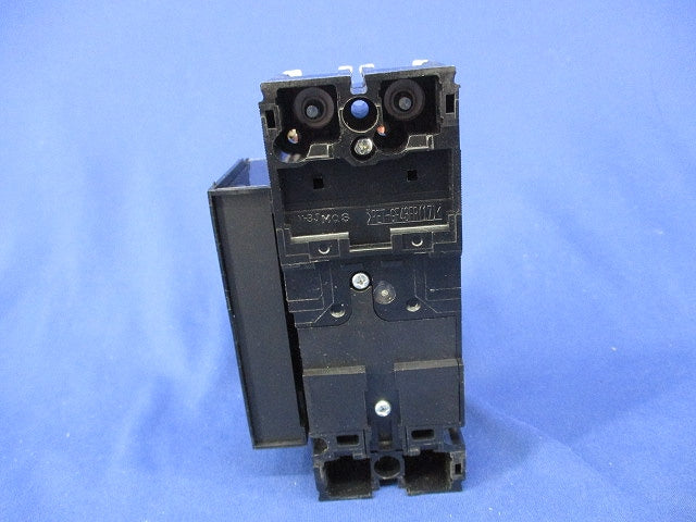 ノーヒューズブレーカ2P30A(アラームスイッチ付) NF63-HV