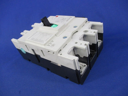 ノーヒューズブレーカー2P225A(アラームスイッチ) NF250-SV