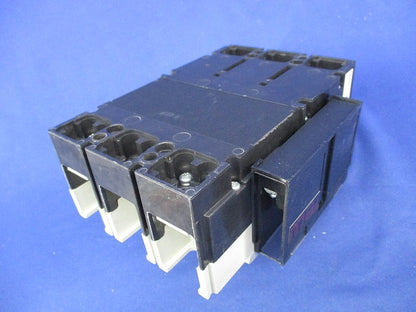 ノーヒューズブレーカー2P150A(アラームスイッチ) NF250-SV