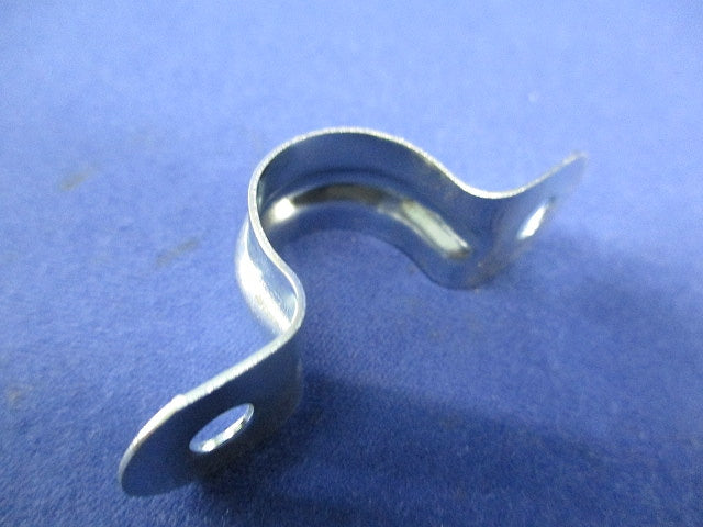 鉄製両サドル サイズ15(60個入) 15