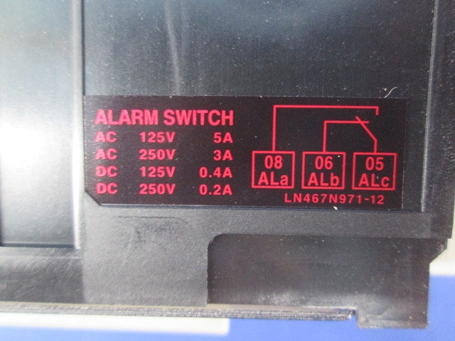 ノーヒューズ遮断器2P10A(アラームスイッチ付) NF32SV